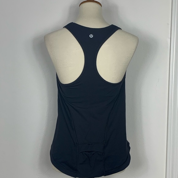lululemon athletica Tops - Lululemon black built in bra top sz 12